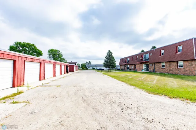 $99,900 | 131 8th Avenue Southeast, Unit 7, Mayville, ND 58257