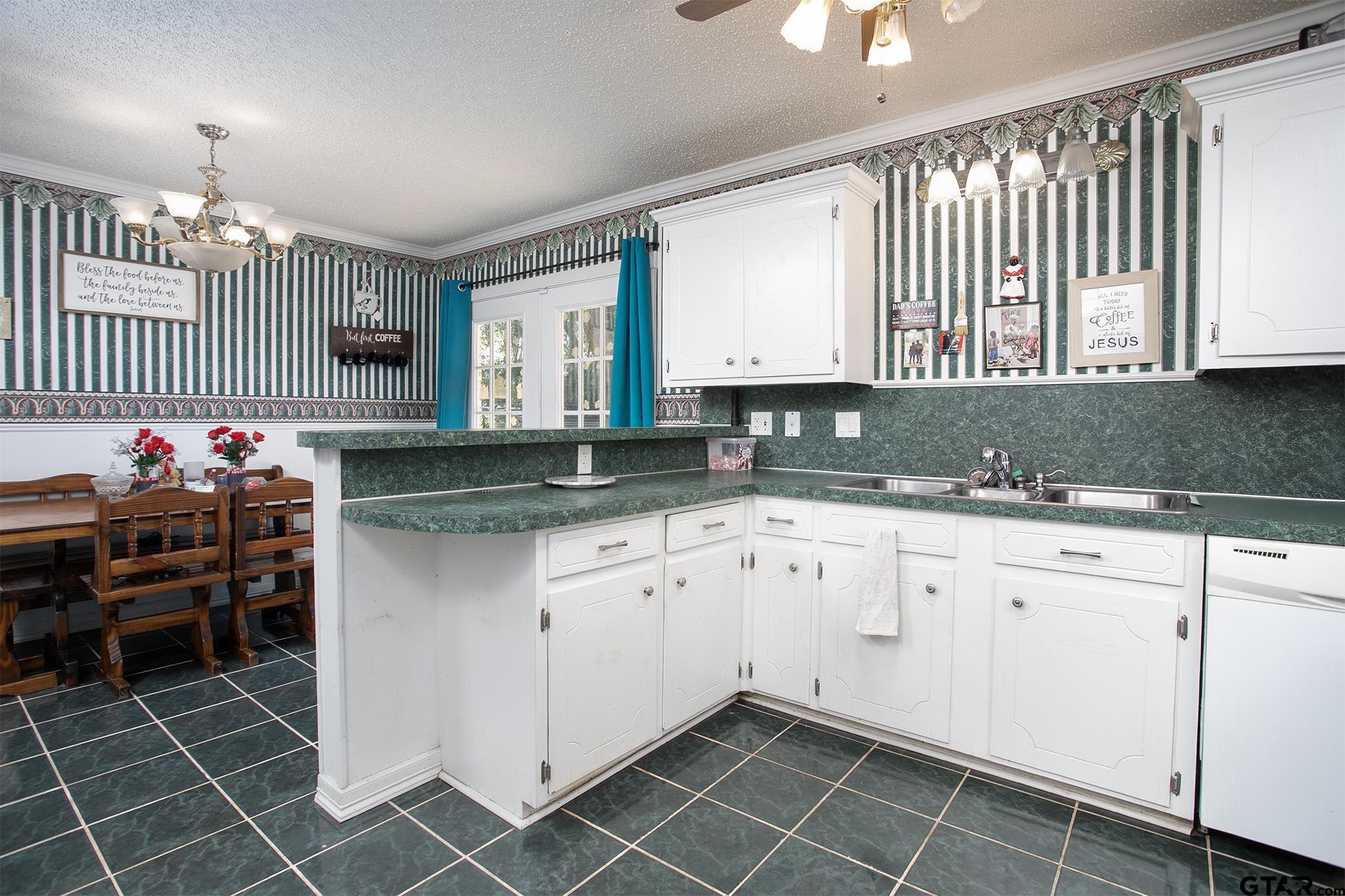 12415 Coleman Street Tyler, TX 75704 - Photo 10 of 18