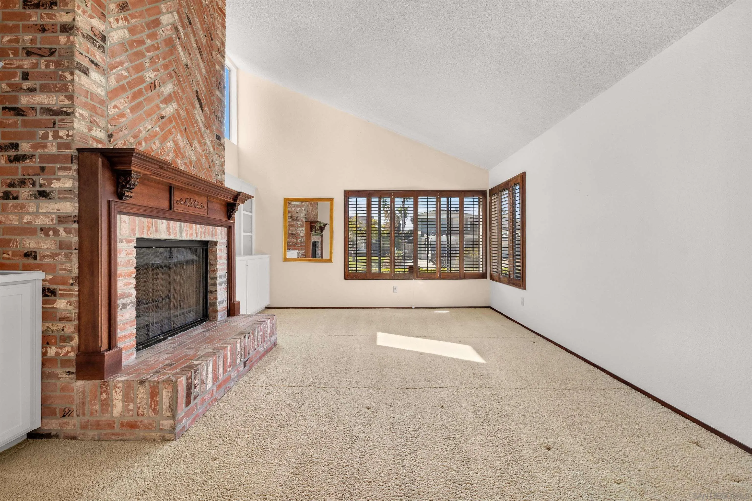 3577 Newland Road Oceanside, CA 92056 - Photo 4 of 26