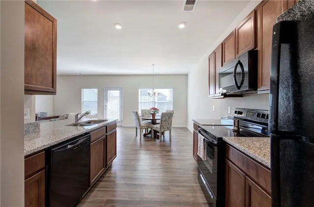 $284,900 | 58 Thacker Trail, Adairsville, GA 30103