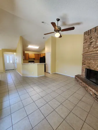 $1,495 | 2610 Garrettson Drive, Unit B, Austin, TX 78748