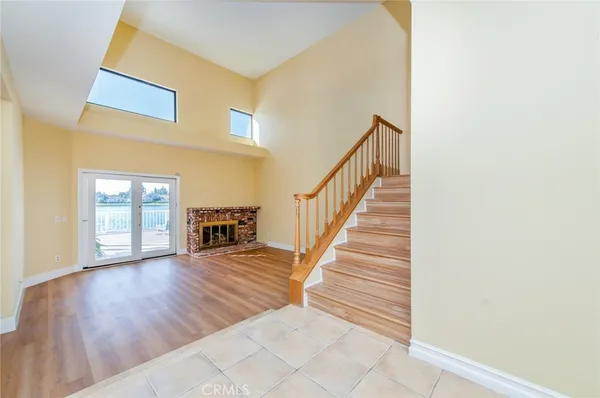 $6,500 | 76 Fairlake, Unit 23, Irvine, CA 92614