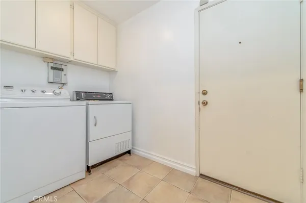 $6,500 | 76 Fairlake, Unit 23, Irvine, CA 92614