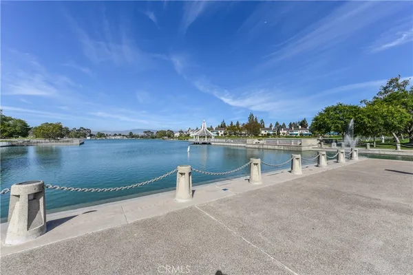 $6,500 | 76 Fairlake, Unit 23, Irvine, CA 92614