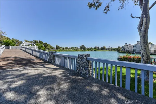 $6,500 | 76 Fairlake, Unit 23, Irvine, CA 92614