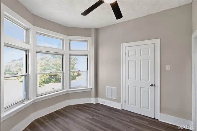 $229,900 | 4152 Delmar Boulevard, St. Louis, MO 63108