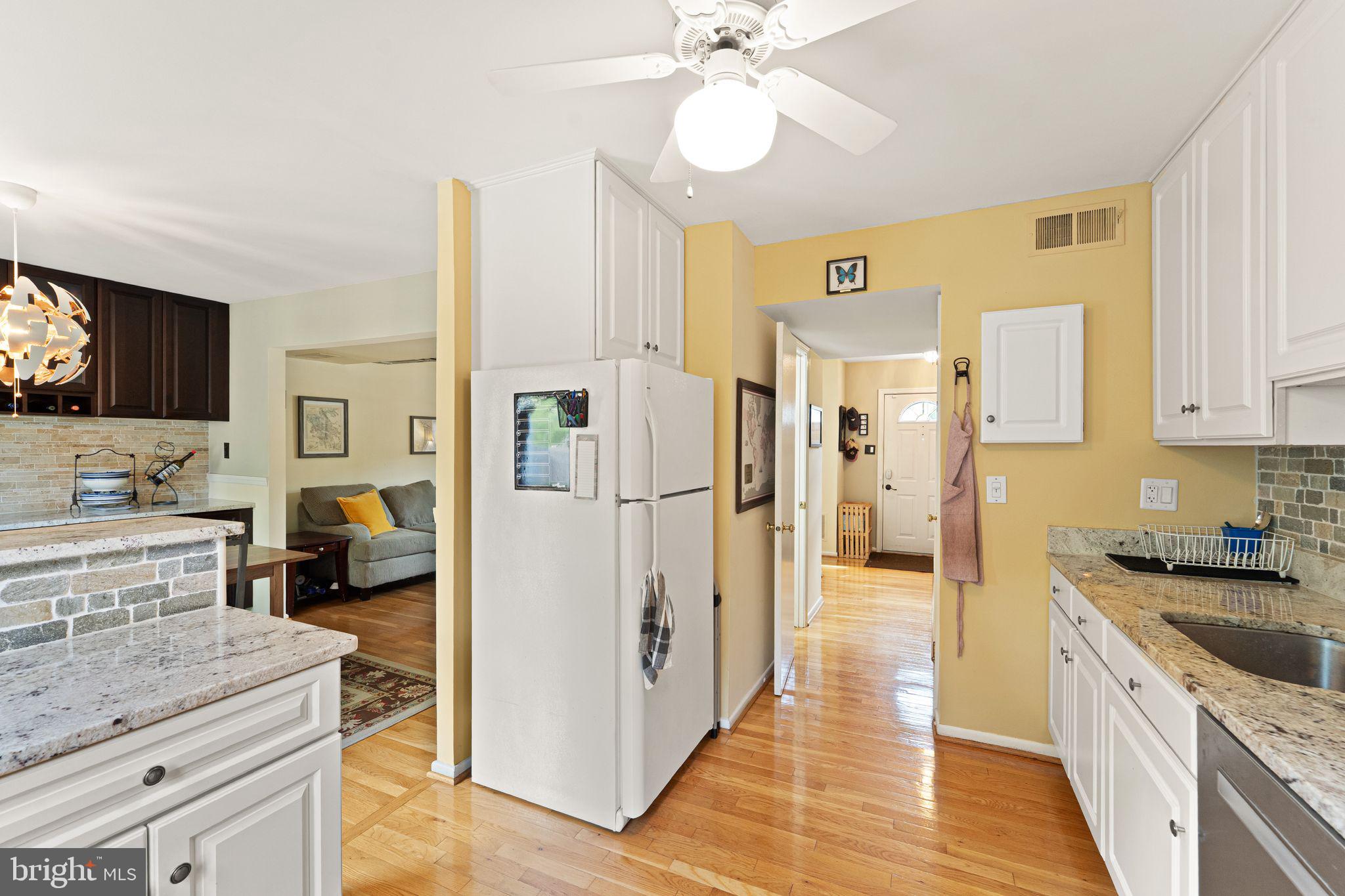 7719 Durer Court Springfield, VA 22153 - Photo 15 of 43