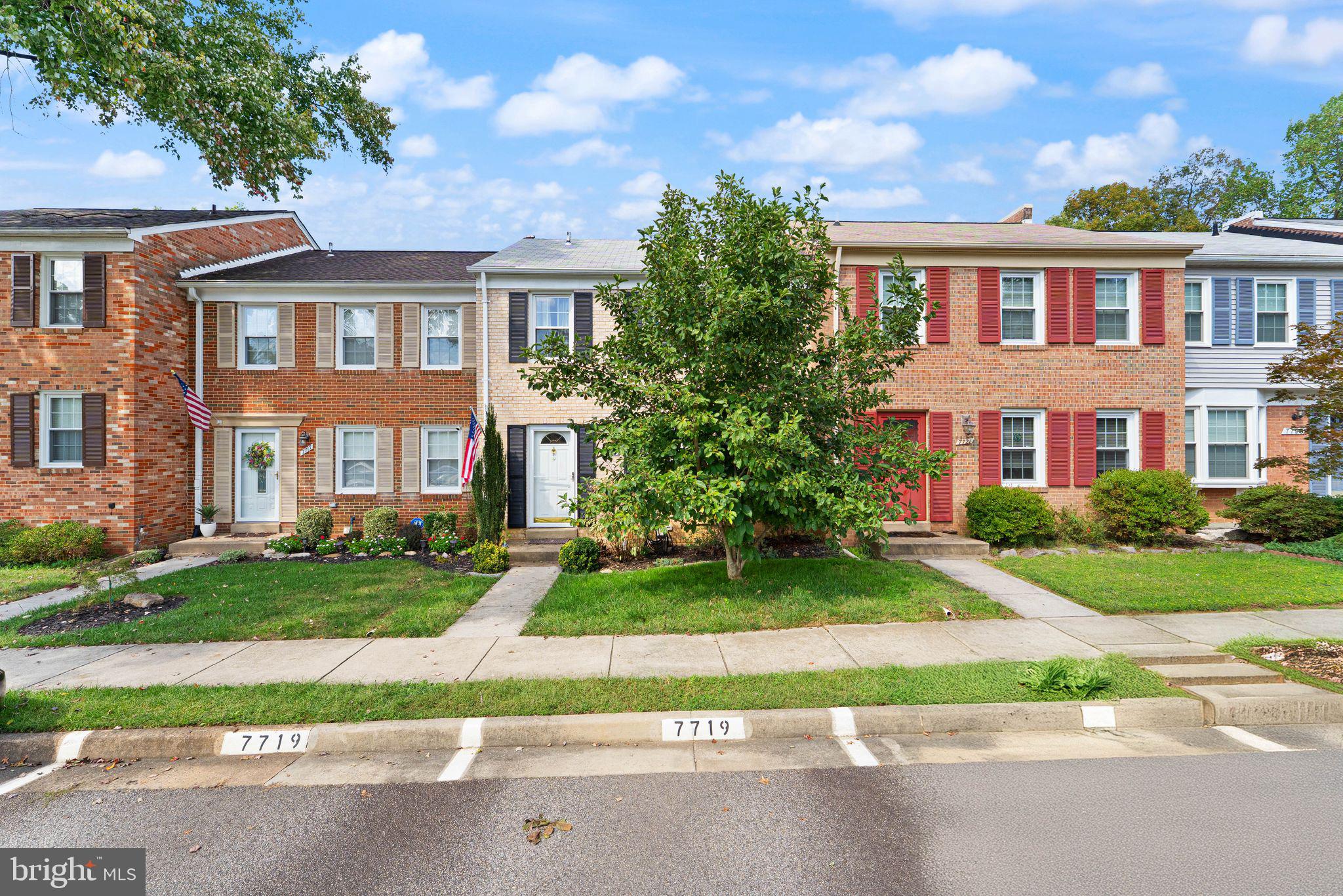 7719 Durer Court Springfield, VA 22153 - Photo 4 of 43