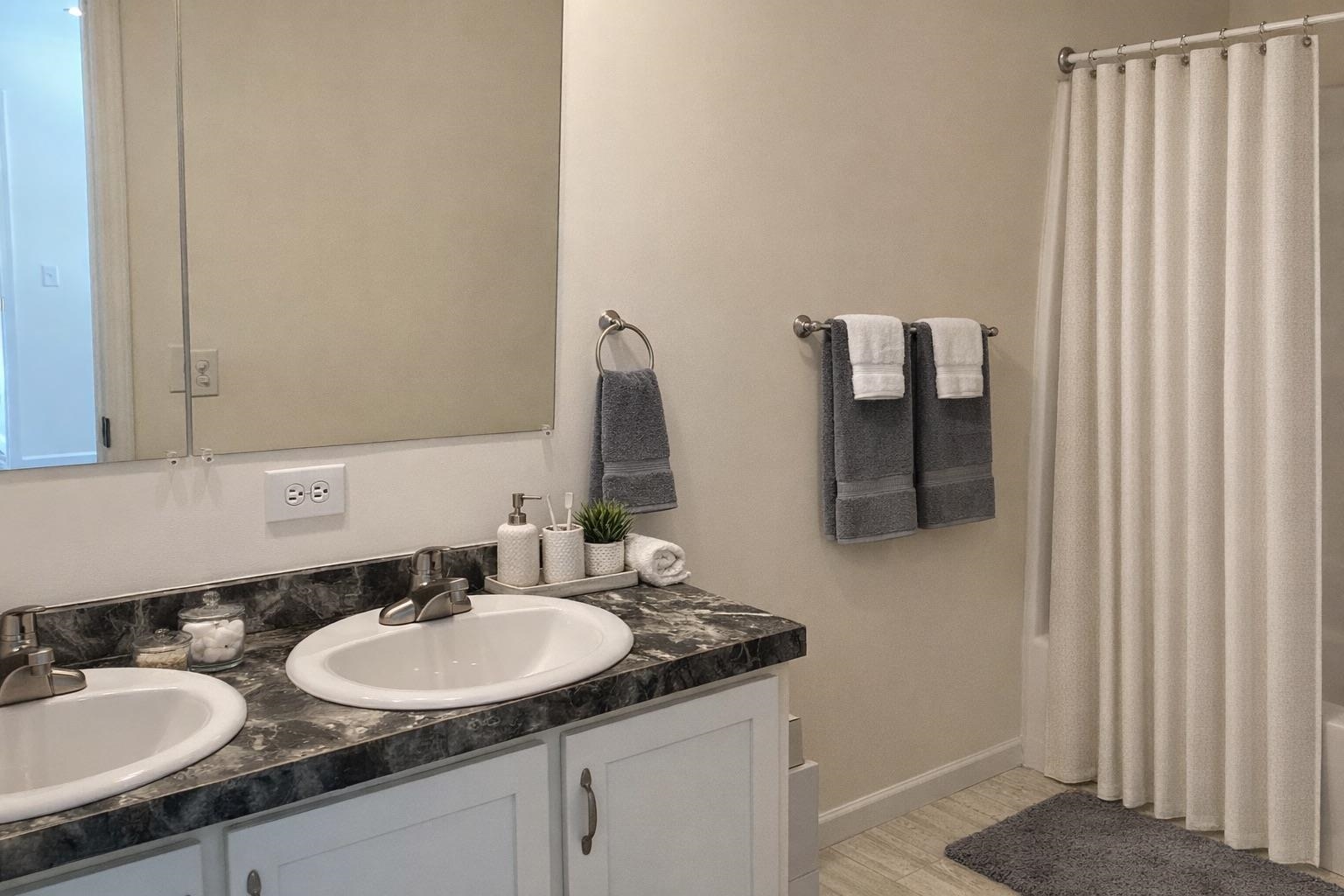 11 Colonial Drive Troy, NH 03465 - Photo 12 of 24