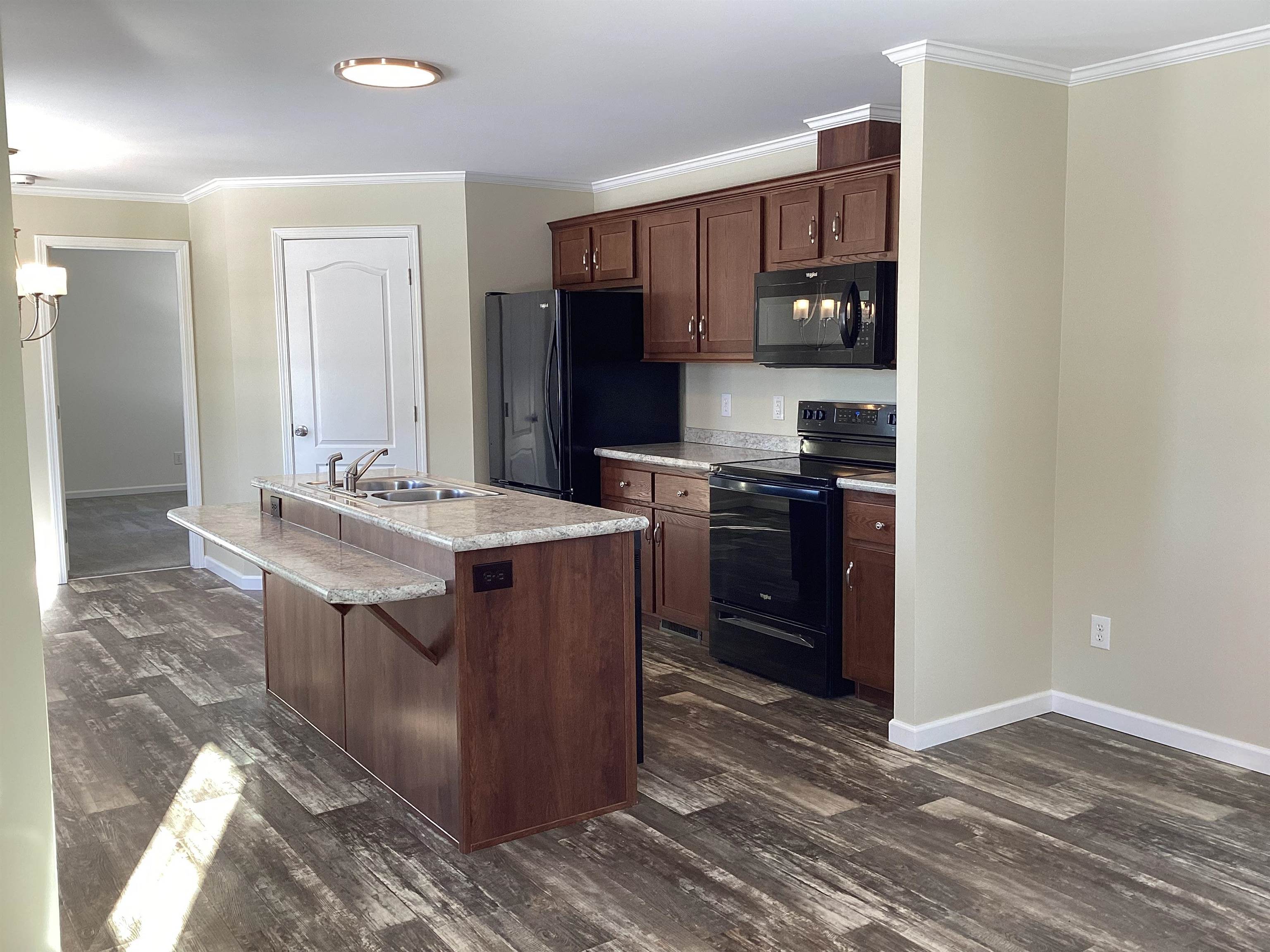 11 Colonial Drive Troy, NH 03465 - Photo 4 of 24