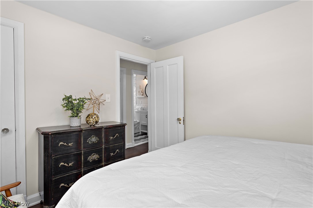 991 Roanoke Road Cleveland Heights, OH 44121 - Photo 21 of 30