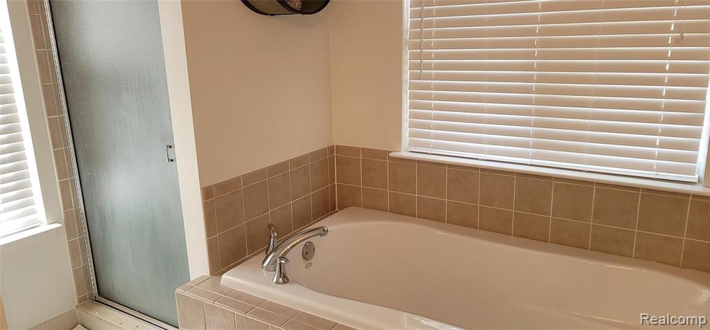 699 West Bluff Court Rochester, MI 48307 - Photo 22 of 42