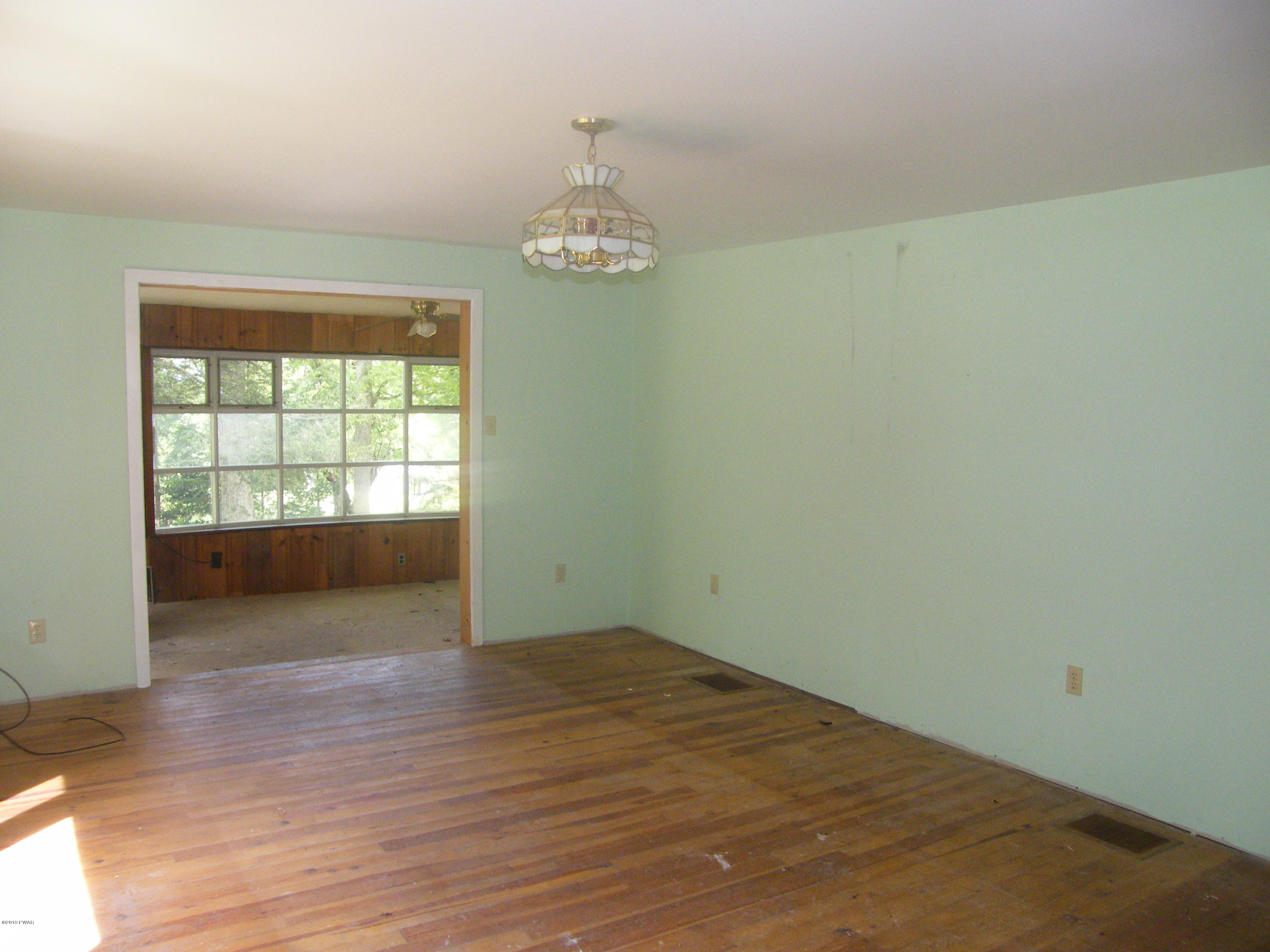 403 Rt 590 Greeley, PA 18425 - Photo 3 of 13