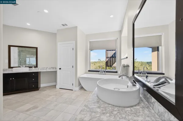 $2,699,000 | 137 Rudgear Drive, Walnut Creek, CA 94596