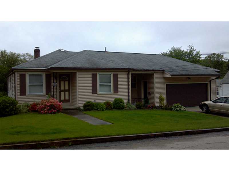 19 Howland Road Cranston, RI 02910 - Photo 1 of 8 Exterior Front.