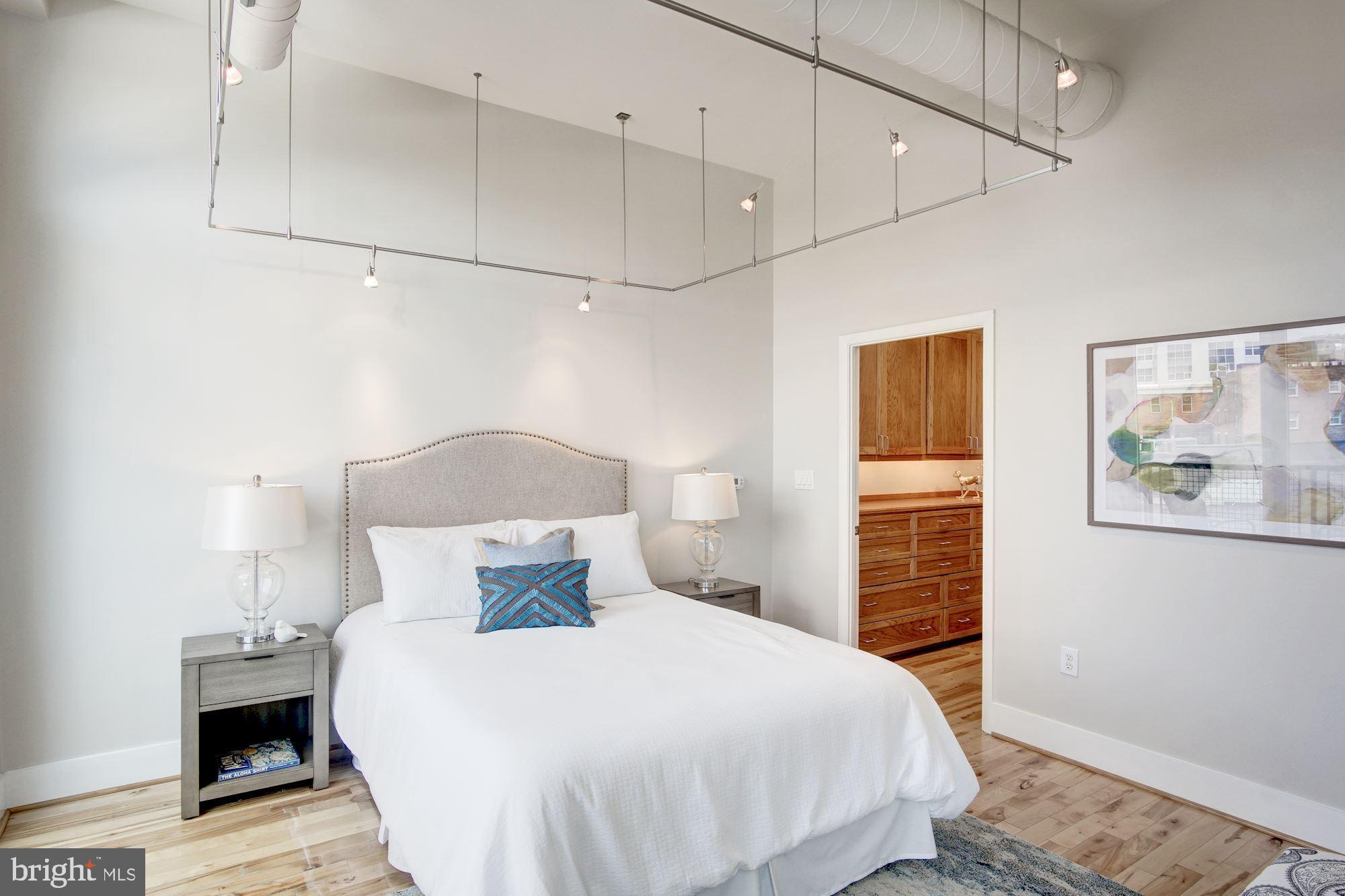 1700 Kalorama Road Northwest, Unit 401 Washington, DC 20009 - Photo 26 of 54