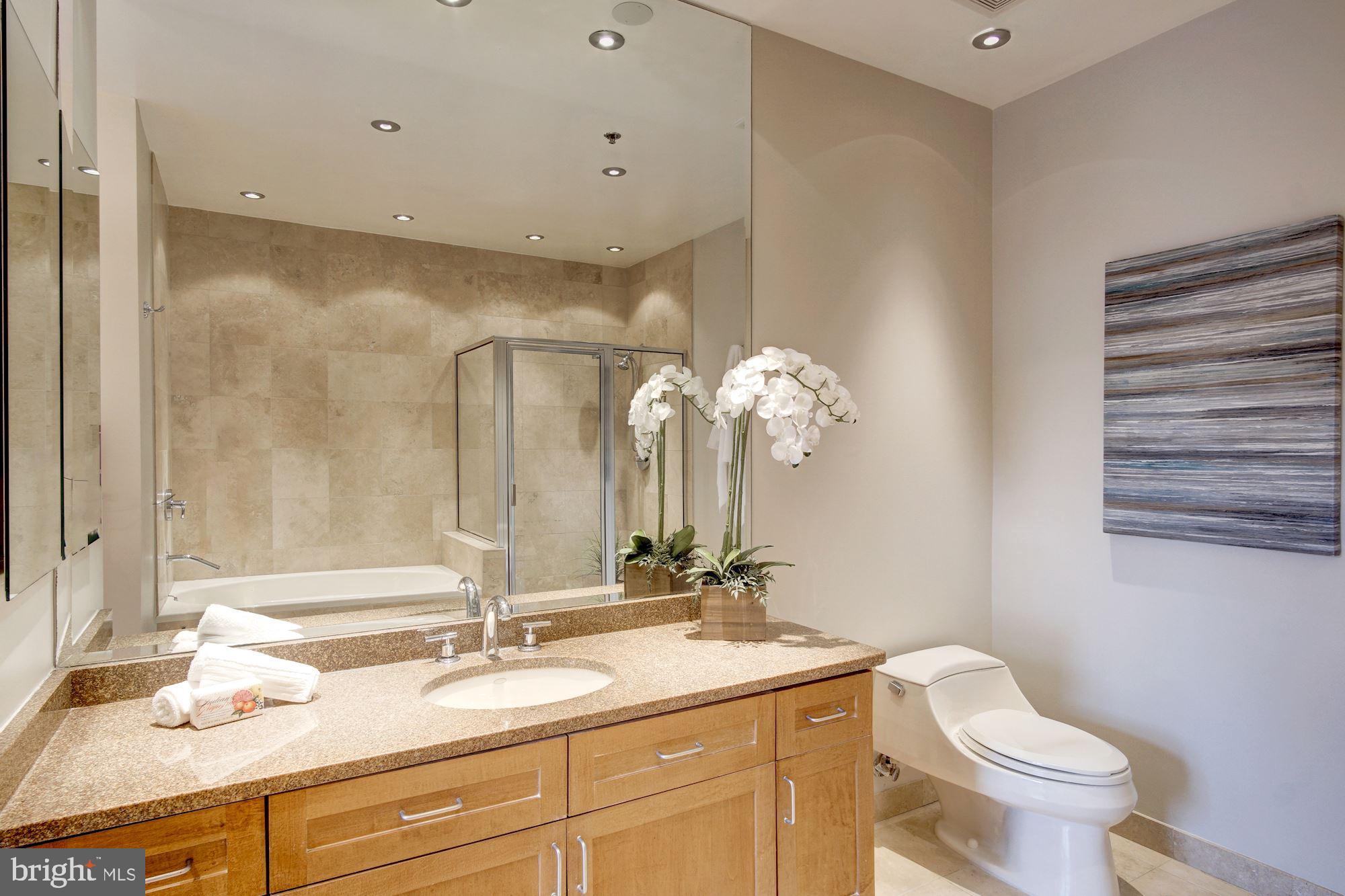 1700 Kalorama Road Northwest, Unit 401 Washington, DC 20009 - Photo 31 of 54