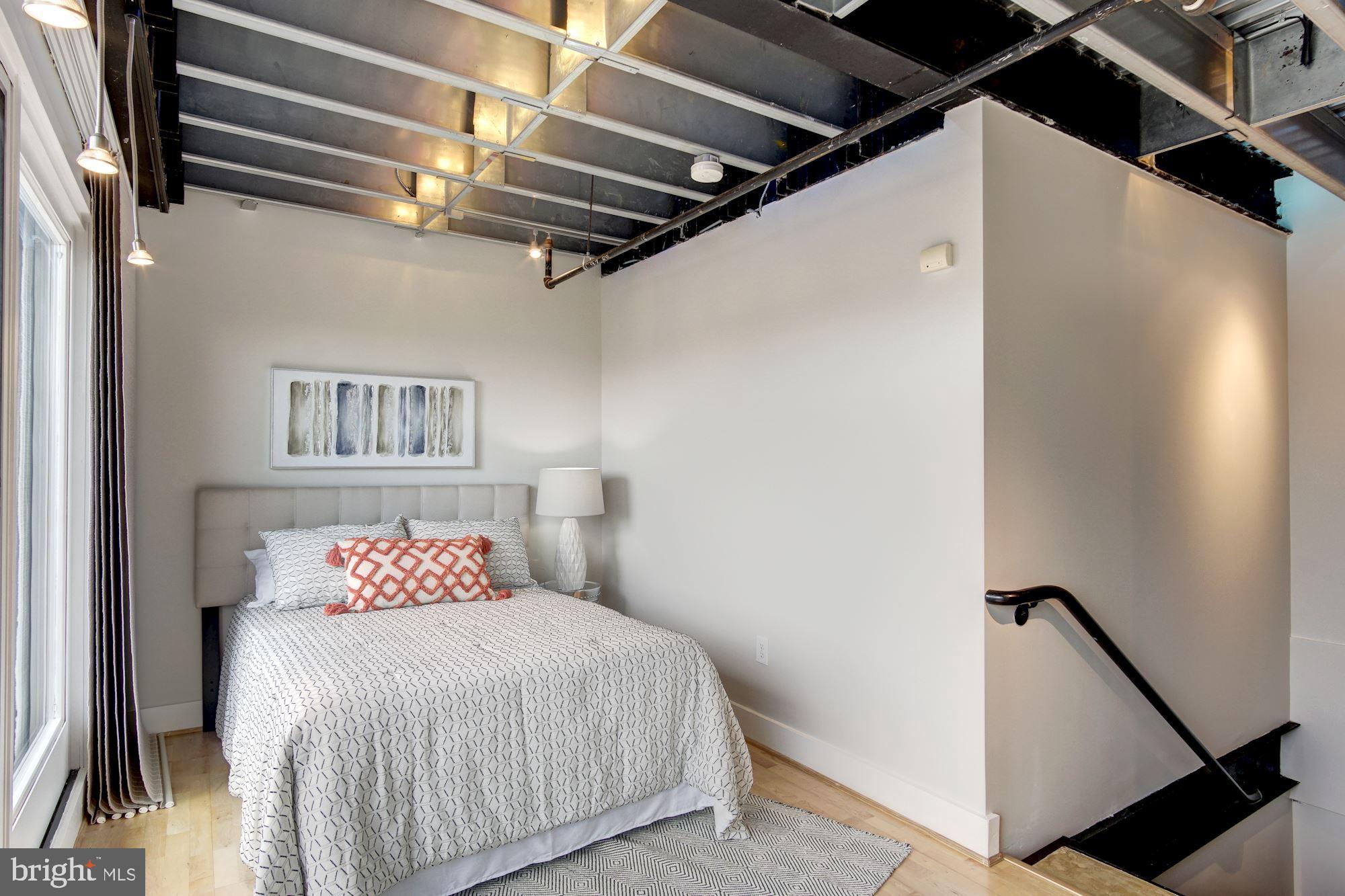 1700 Kalorama Road Northwest, Unit 401 Washington, DC 20009 - Photo 42 of 54