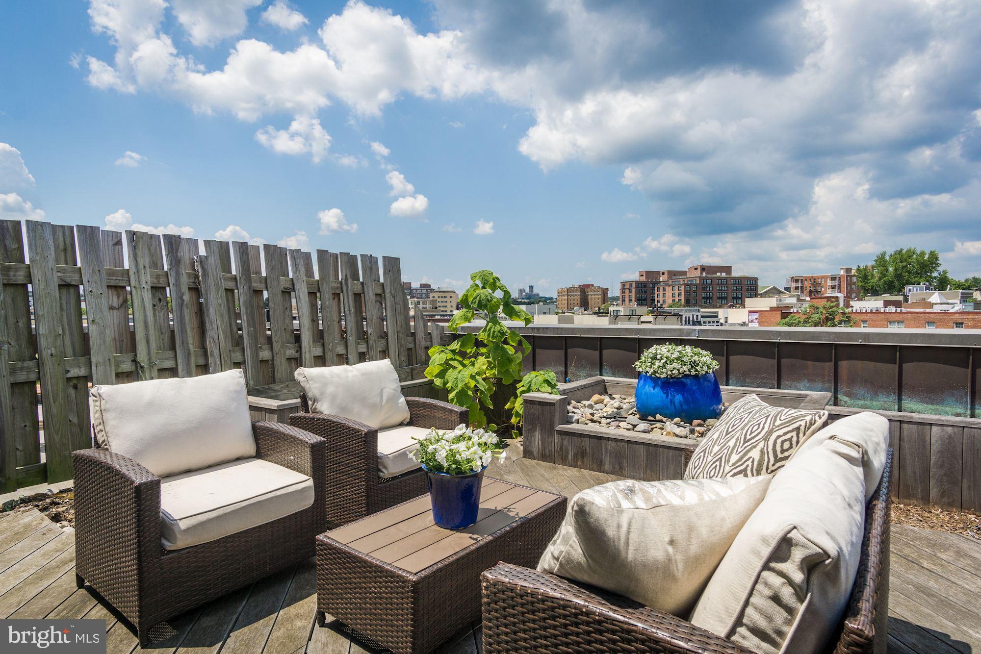 1700 Kalorama Road Northwest, Unit 401 Washington, DC 20009 - Photo 49 of 54