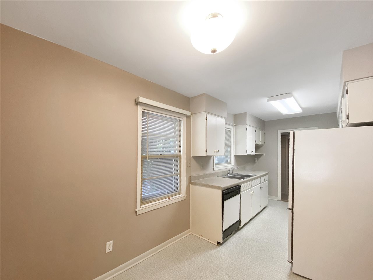1551 Hopewell Road Memphis, TN 38117 - Photo 7 of 25