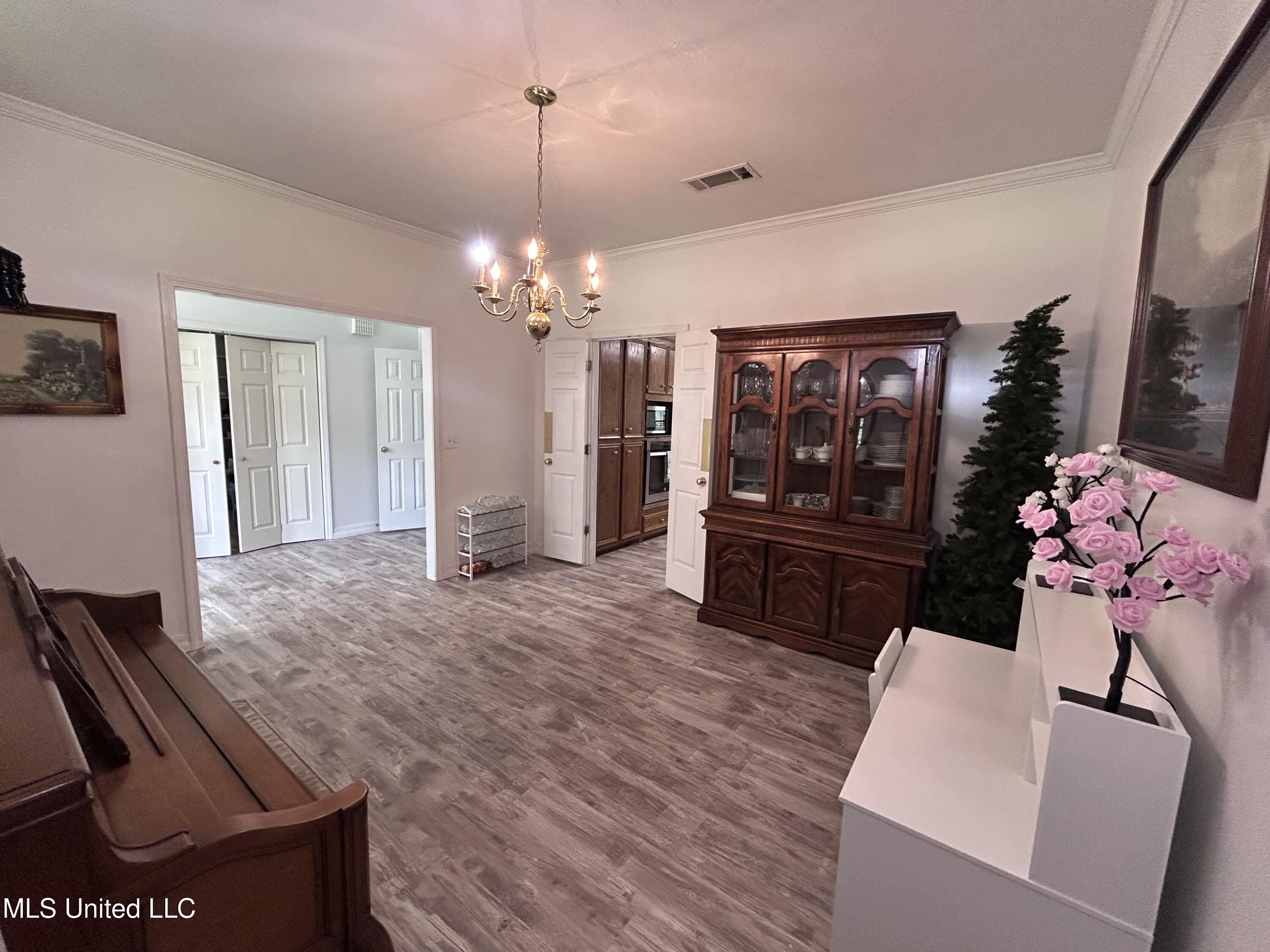 1170 Spring Lake Cove Raymond, MS 39154 - Photo 6 of 16 IMG_9313