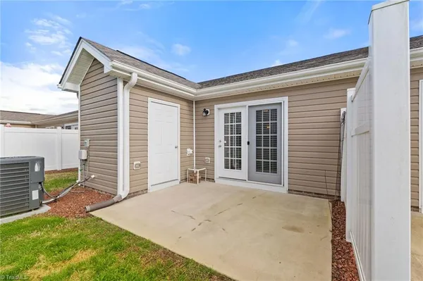 $269,900 | 105 Oak Ridge Drive, Archdale, NC 27263