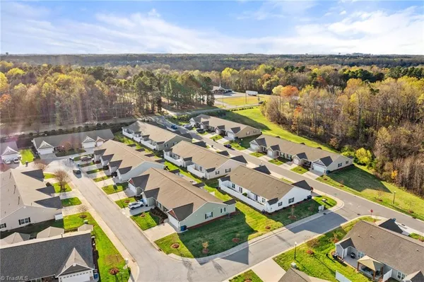 $269,900 | 105 Oak Ridge Drive, Archdale, NC 27263