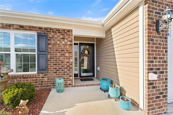 $269,900 | 105 Oak Ridge Drive, Archdale, NC 27263