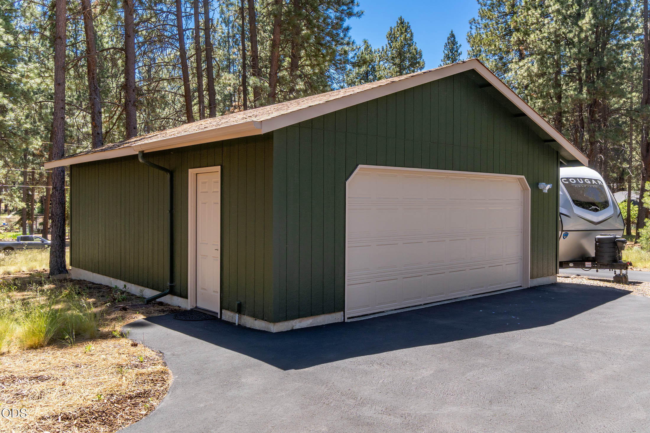 19176 Indian Summer Road Bend, OR 97702 - Photo 28 of 29