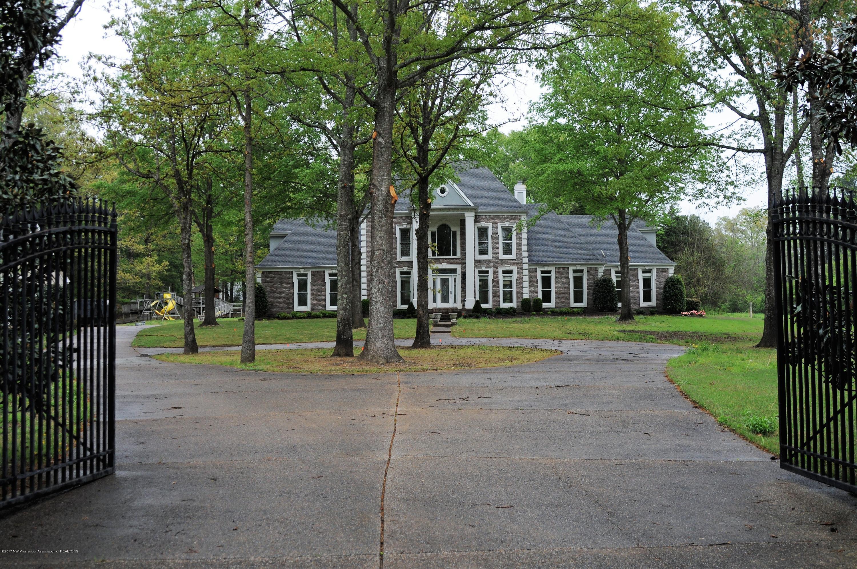 6320 Davidson Road Olive Branch, MS 38654 - Photo 1 of 22 DSC_2753