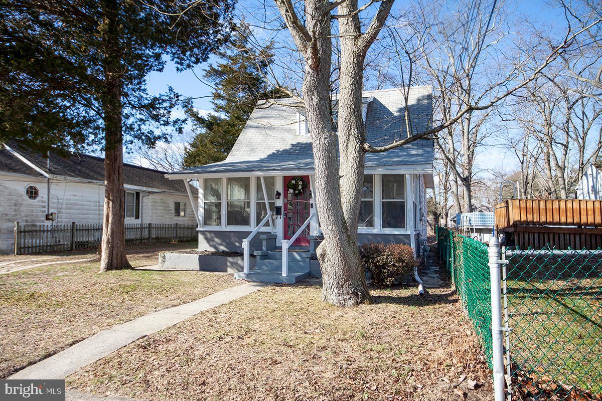43 Rancocas Avenue Clementon, NJ 08021 - Photo 2 of 31 Get Ready To See The Inside!