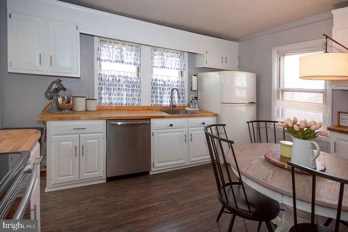 43 Rancocas Avenue Clementon, NJ 08021 - Photo 14 of 31 Recently Updated. Appliances Included