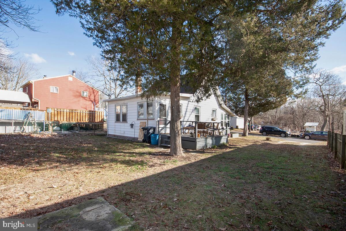 43 Rancocas Avenue Clementon, NJ 08021 - Photo 31 of 31 Perfect For Entertaining or Parking Vehicles