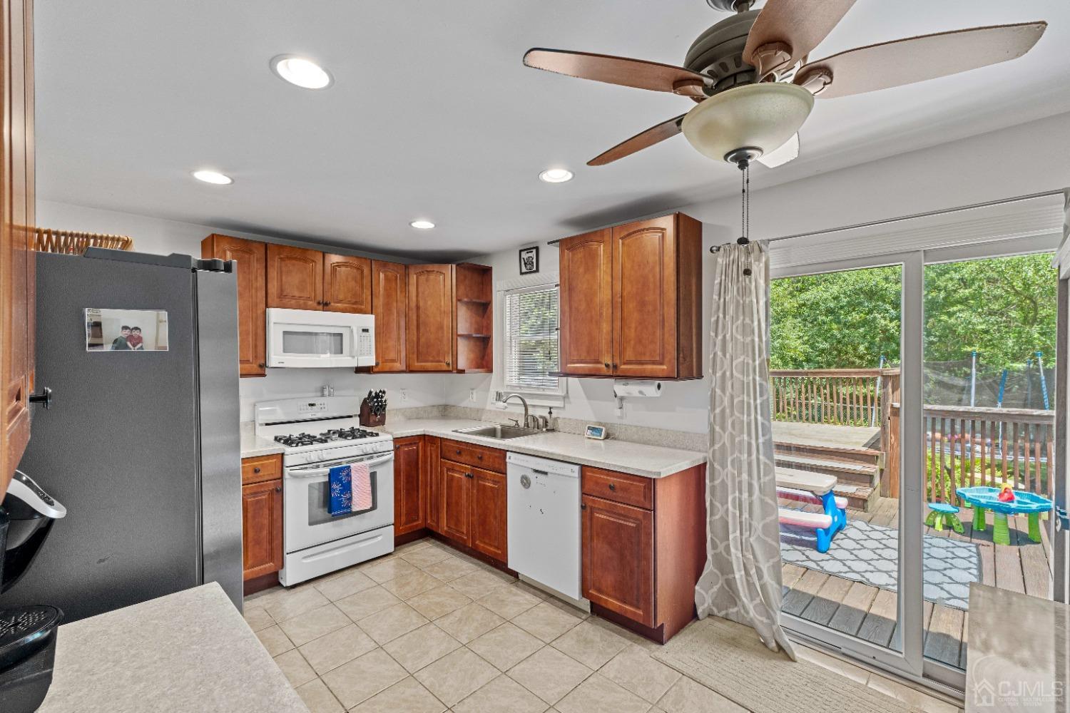 10 Hilliard Road Old Bridge, NJ 08857 - Photo 11 of 40 Gallery Image 11