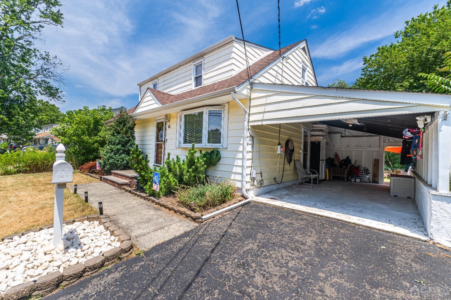 10 Hilliard Road Old Bridge, NJ 08857 - Photo 3 of 40 Gallery Image 3