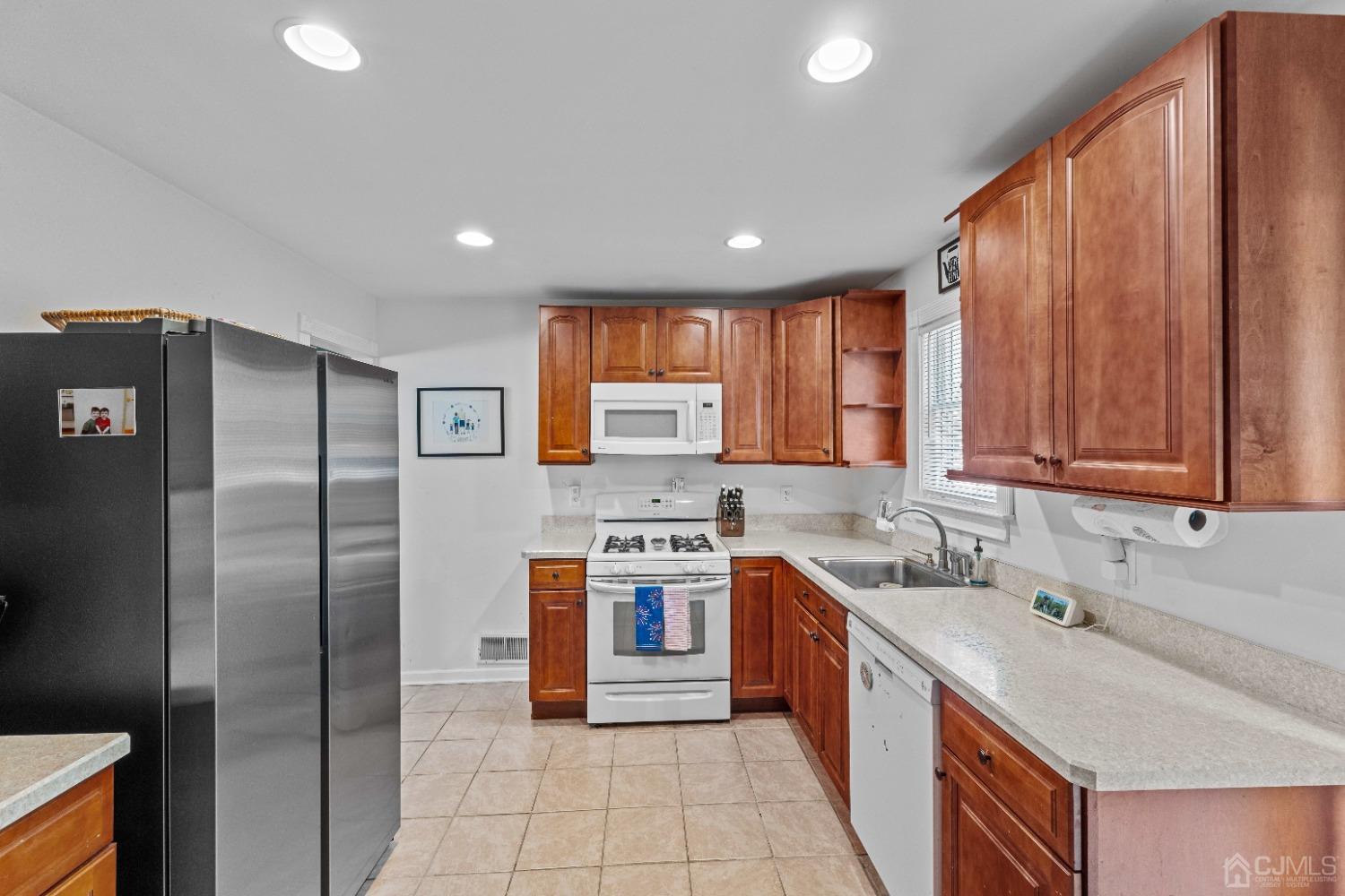 10 Hilliard Road Old Bridge, NJ 08857 - Photo 9 of 40 Gallery Image 9