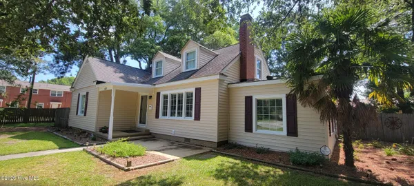 $377,500 | 1307 North Respess Street, Washington, NC 27889