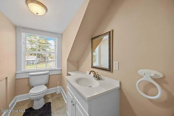 $377,500 | 1307 North Respess Street, Washington, NC 27889