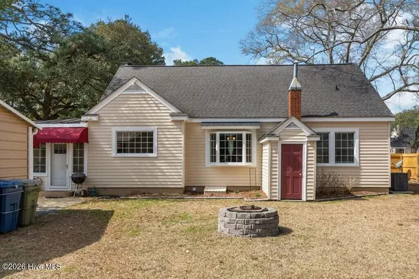 $377,500 | 1307 North Respess Street, Washington, NC 27889