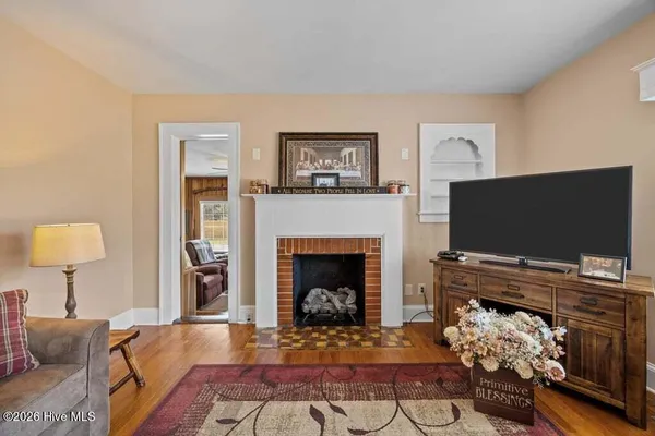 $377,500 | 1307 North Respess Street, Washington, NC 27889