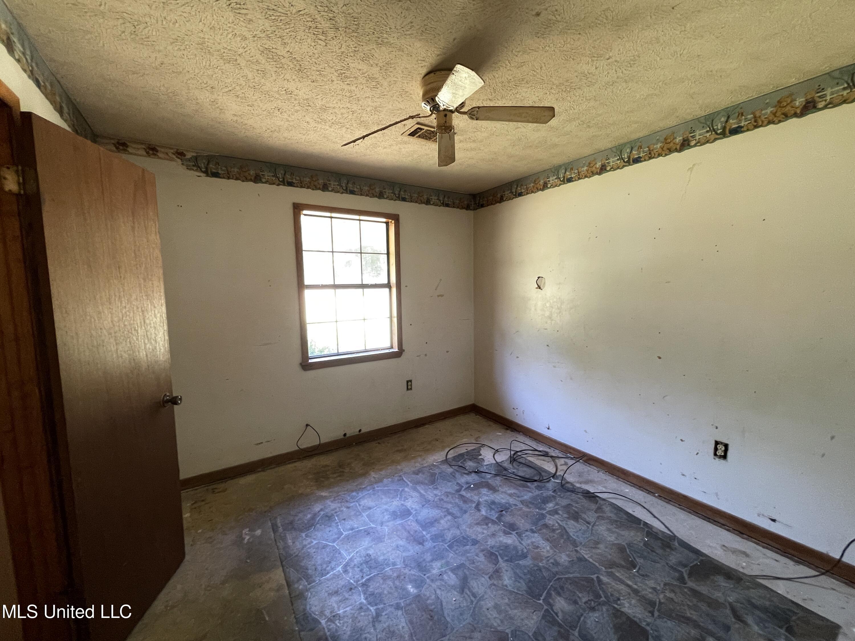 344 Pumping Station Road Daleville, MS 39326 - Photo 9 of 13 Guest Bedroom 2