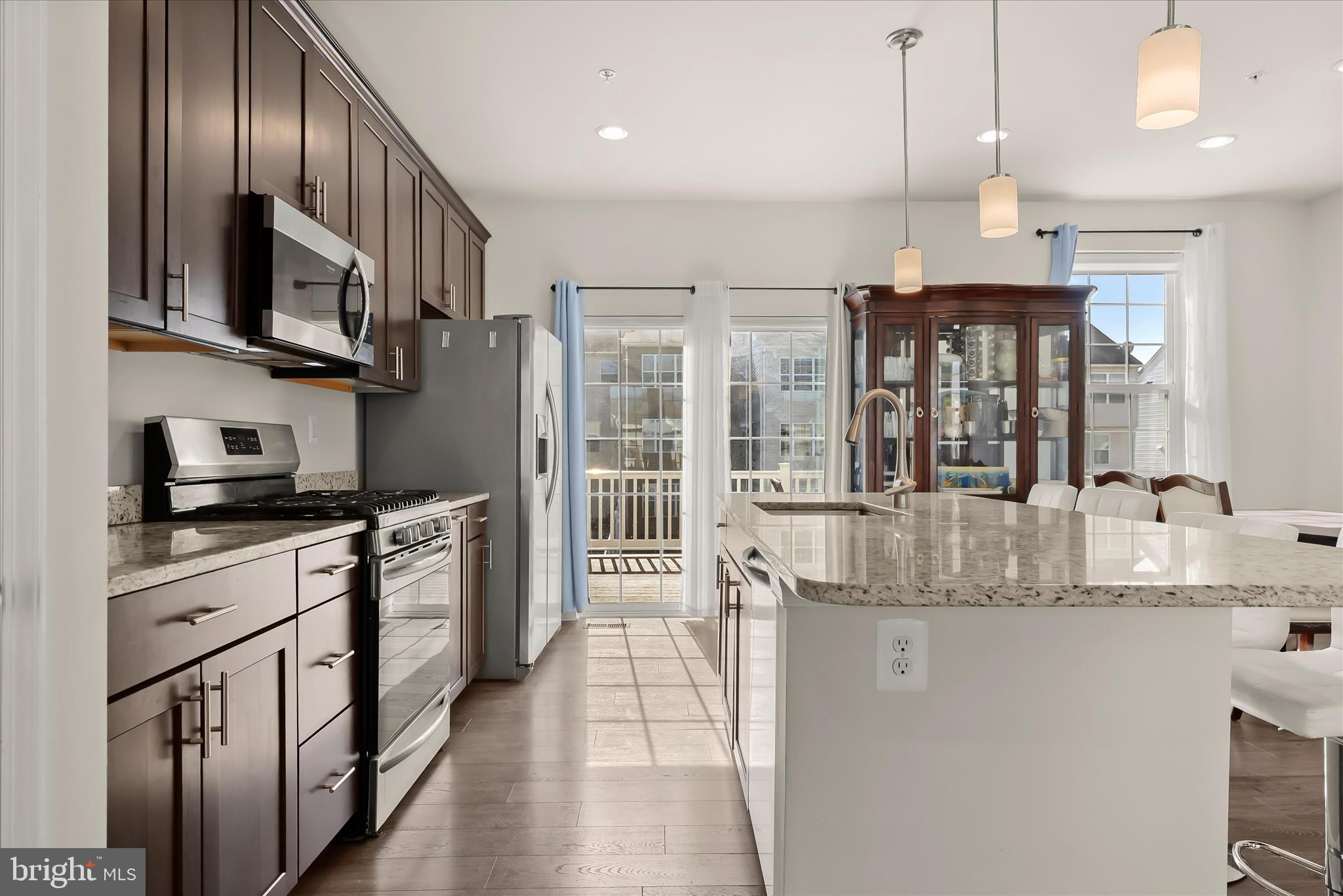 1317 Spindrift Road Aberdeen, MD 21001 - Photo 11 of 56 Gourmet Eat In Kitchen