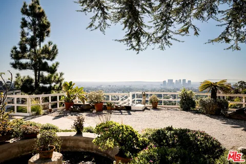 a view of a lake with houses