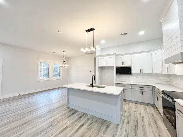 $349,900 | 137 McBeth Road, Cowpens, SC 29330