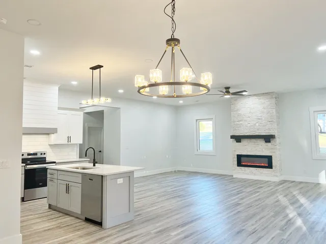 $349,900 | 137 McBeth Road, Cowpens, SC 29330