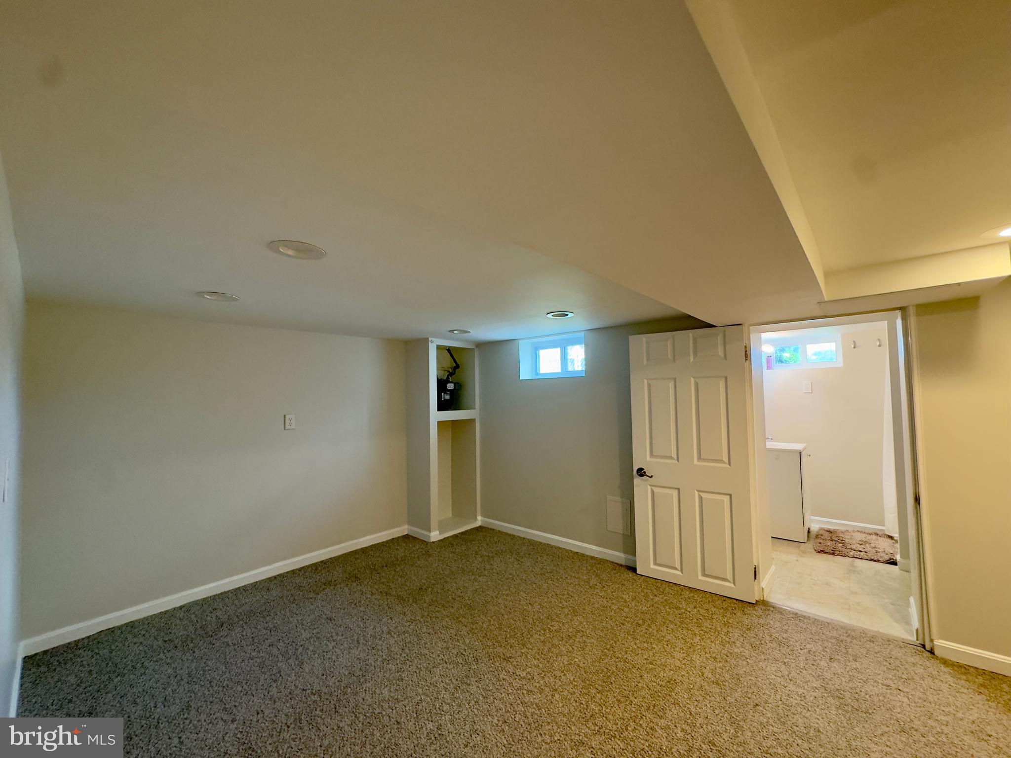 4 Warren Road Baltimore, MD 21221 - Photo 16 of 22