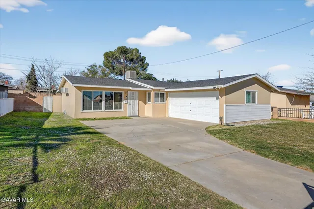 $400,000 | 38249 Gunton Drive, Palmdale, CA 93550