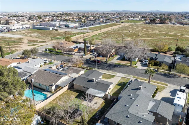 $400,000 | 38249 Gunton Drive, Palmdale, CA 93550