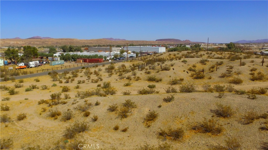42424148 Armory Road Barstow, CA 92311 - Photo 9 of 22 a view of city and mountain