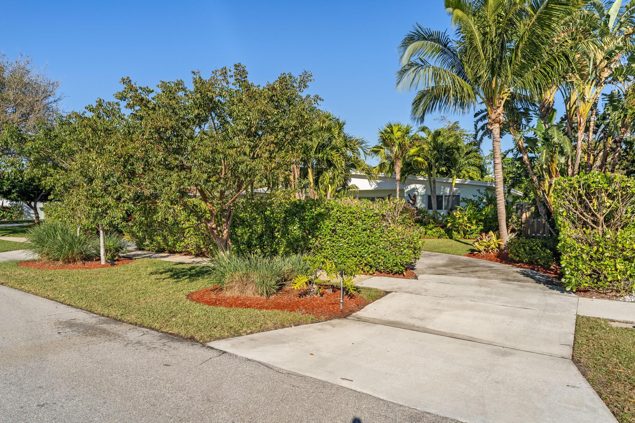 429 Inlet Road North Palm Beach, FL 33408 - Photo 42 of 50 _A734326